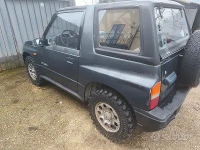 Brugt Suzuki Vitara 75 HK (55 kW) 1990 Grå SUV