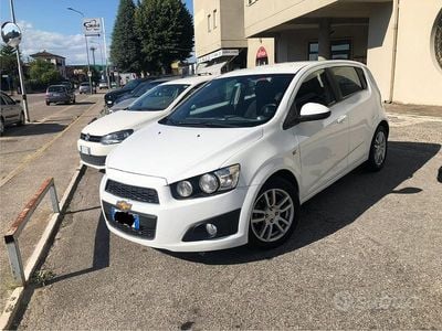 Usata Chevrolet Aveo 86 CV (63 kW) 2012 Bianco Berlina