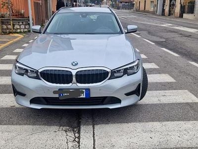 Usata BMW 318 Advantage 150 CV (110 kW) 2021 Grigio Station wagon