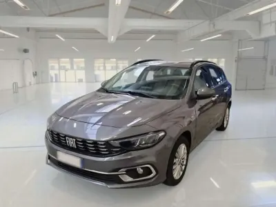 Usata Fiat Tipo Business 95 CV (69 kW) 2021 Grigio scuro Station wagon