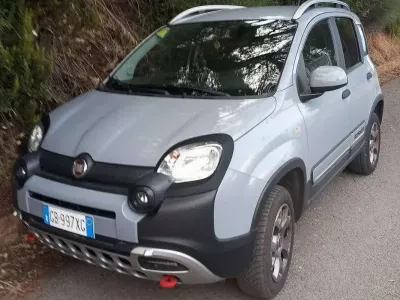 Usata Fiat Panda Cross Cross 86 CV (63 kW) 2020 Grigio Utilitaria