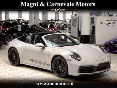 Usata Porsche 911 Targa 4 385 CV (283 kW) 2023 Gesso Cabrio
