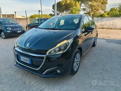 Occasion Peugeot 208 Active 68 PK (50 kW) 2016 Zwart Hatchback