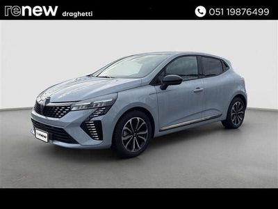 Nuova Renault Clio V Techno 100 CV (73 kW) 2025 Grigio chiaro Berlina