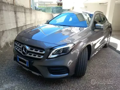 Usata Mercedes GLA200 AMG line 156 CV (114 kW) 2019 SUV