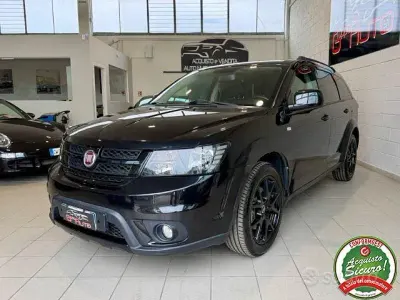 Usata Fiat Freemont Black Code 170 CV (125 kW) 2015 Nero SUV