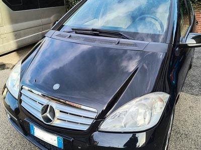 Mercedes A200