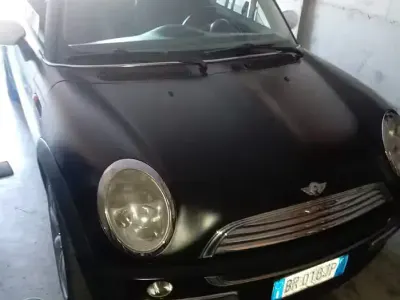 Usata Mini Cooper 116 CV (85 kW) 2001 Utilitaria