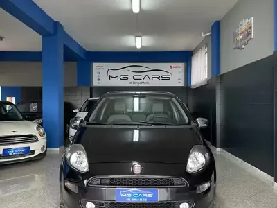 Usata Fiat Punto Evo Dynamic 70 CV (51 kW) 2012 Nero Utilitaria