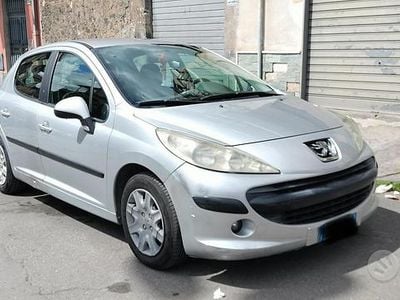 Usata Peugeot 207 70 CV (51 kW) 2006 Grigio Utilitaria