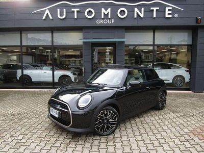 Nero Usata 2024 Mini Cooper Favoured Utilitaria | 29.900 € (Buon prezzo)
