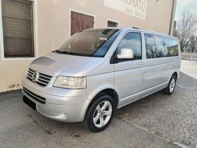 usata VW Multivan T52.5 tdi Highline 174cv tiptronic dpf E4