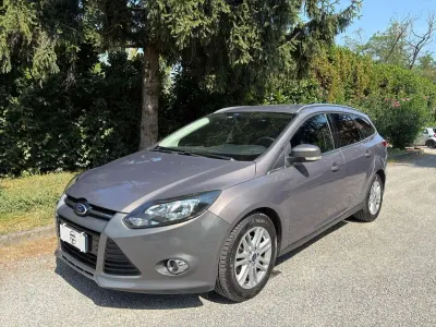 Usata Ford Focus Titanium 116 CV (85 kW) 2013 Grigio Station wagon