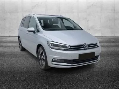 Usata VW Touran Executive 150 CV (110 kW) 2023 Argento Monovolume