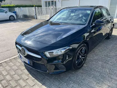 Usata Mercedes A180 Executive 116 CV (85 kW) 2019 Nero Berlina