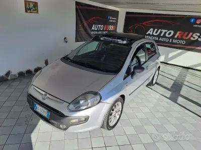 Gebraucht Fiat Punto Evo 90 PS (66 kW) 2010 Grau Kleinwagen