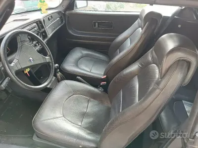 Usata Saab 900 Cabriolet 118 CV (86 kW) 1988 Verde Cabrio