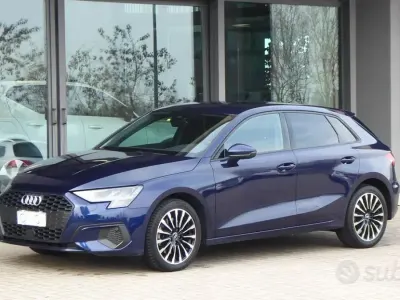 Usata Audi A3 Business 150 CV (110 kW) 2020 Blu Berlina