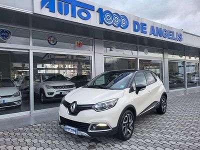 Usata Renault Captur 90 CV (66 kW) 2015 Beige SUV
