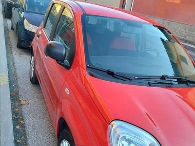Usata Fiat Panda 2016 Rosso Utilitaria