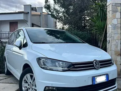 Usata VW Touran 140 CV (102 kW) 2020 Bianco Monovolume