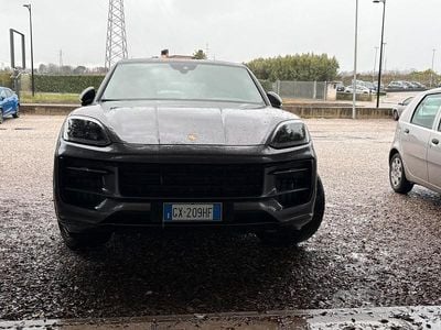 Usata Porsche Cayenne GTS 500 CV (367 kW) 2025 Grigio SUV