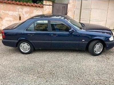 Usata Mercedes C220 1996 Blu Berlina
