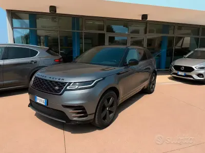 Usata Land Rover Range Rover Velar R-Dynamic 241 CV (177 kW) 2018 Grigio SUV
