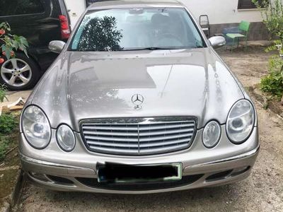 Mercedes E220