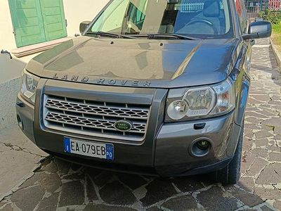 Grigio Usata 2010 Land Rover Freelander 2 SUV | 6000 € (Buon prezzo)