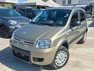 Gebraucht Fiat Panda 4x4 Climbing 69 PS (50 kW) 2011 Beige Kleinwagen