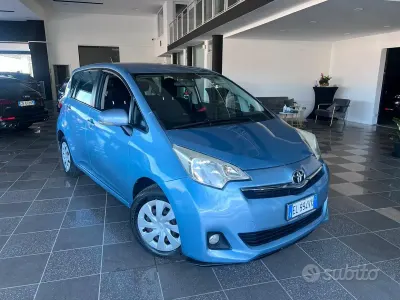 Usata Toyota Verso-S