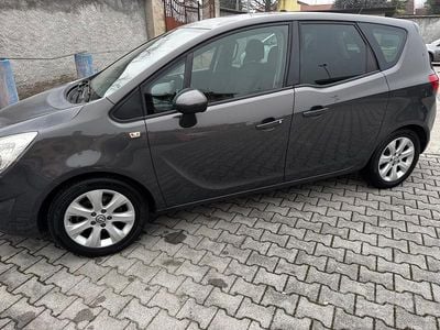 Usata Opel Meriva Cosmo 120 CV (88 kW) 2013 Grigio Monovolume
