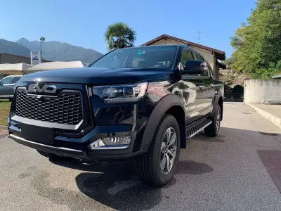 Usata EVO Cross 4 136 CV (100 kW) 2025 Nero Pick-up