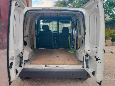 Usata Ford Transit 90 CV (66 kW) 2003 Monovolume