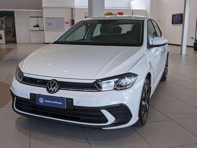 Usata VW Polo Life 95 CV (69 kW) 2023 Bianco Utilitaria