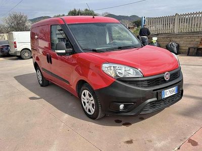 Usata Fiat Doblò 95 CV (69 kW) 2015 Monovolume