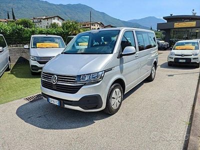 VW Caravelle