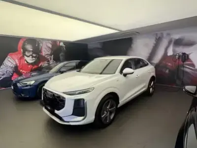 Nuova Audi Q3 Sportback S-Line 150 CV (110 kW) 2026 Bianco SUV