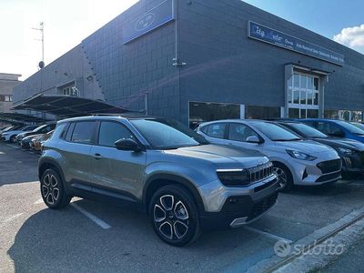 Nuova Jeep Avenger Summit 101 CV (74 kW) 2025 Grigio SUV