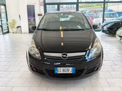 Usata Opel Corsa Club 85 CV (62 kW) 2010 Nero Utilitaria
