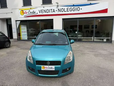 Second-hand Suzuki Splash GLS 65 CP (47 kW) 2010 Albastru Hatchback