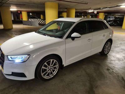 usata Audi A3 1.6 tdi Design 110cv