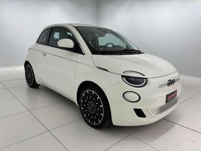 Usata Fiat 500e La Prima 42 kW (58 CV) 2023 Bianco Berlina