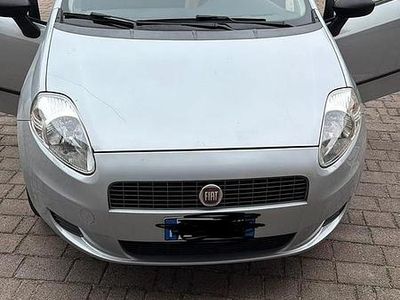 Usata Fiat Grande Punto 78 CV (57 kW) 2008 Grigio Utilitaria