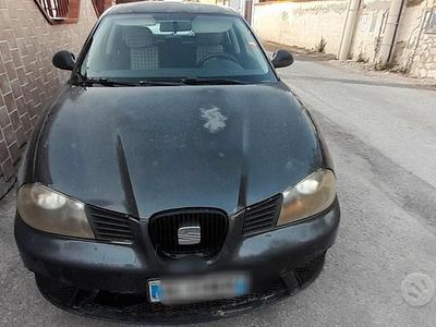 Usata Seat Ibiza 45 CV (33 kW) 2008 Grigio Utilitaria