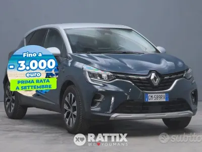 Usata Renault Captur Equilibre 94 CV (69 kW) 2023 Blu tetto bianco SUV