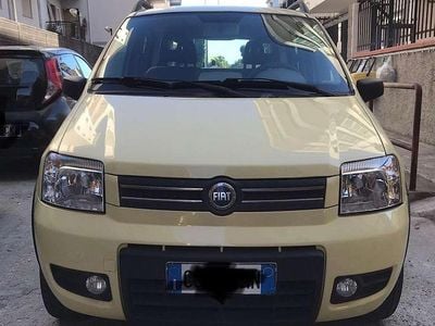 Occasion Fiat Panda 4x4 Climbing 60 ch (44 kW) 2005 Jaune Citadine