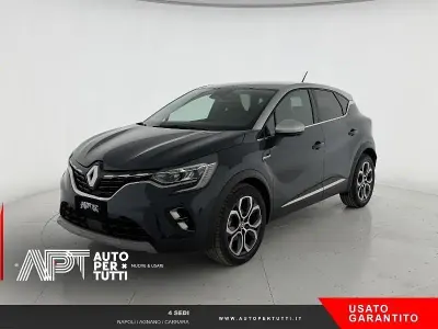 Usata Renault Captur Techno 101 CV (74 kW) 2022 Nero SUV