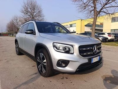 Usata Mercedes GLB200 150 CV (110 kW) 2021 Argento SUV